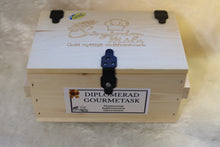 Load image into Gallery viewer, Award-winning Gourmet box - Gift box with delicacies