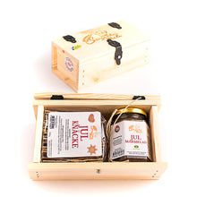 Lade das Bild in den Galerie-Viewer, Kleine Weihnachtsbox – ein schönes Geschenk und Weihnachtsdekoration