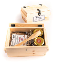 Lade das Bild in den Galerie-Viewer, Große Weihnachtsbox – das perfekte Weihnachtsgeschenk