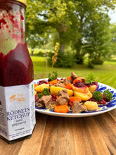 Load image into Gallery viewer, Beetroot ketchup with horseradish - the new star among sauces
