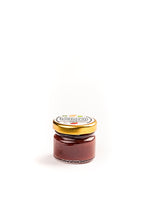 Ladda upp bild till gallerivisning, Jordgubbsmarmelad med mynta &amp; basilika - en grymt god marmelad!
