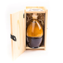 Load image into Gallery viewer, Valhall&#39;s Elixir - Swedish Gold - gift box with chili sauces with delicious Swedish flavors
